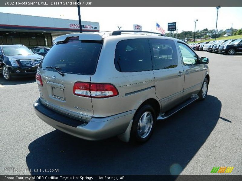 Desert Sand Mica / Oak 2002 Toyota Sienna XLE