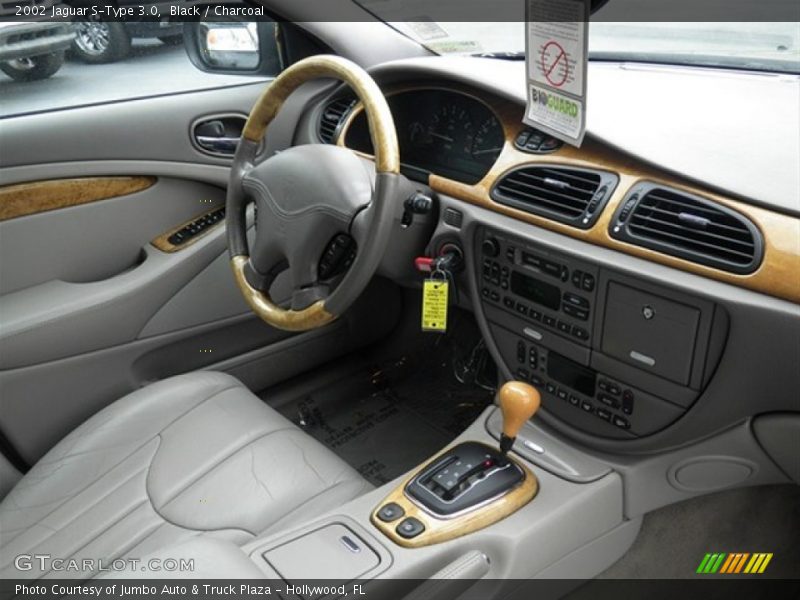 Black / Charcoal 2002 Jaguar S-Type 3.0
