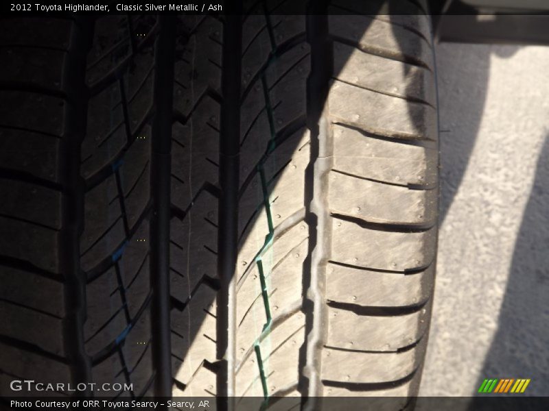 Classic Silver Metallic / Ash 2012 Toyota Highlander