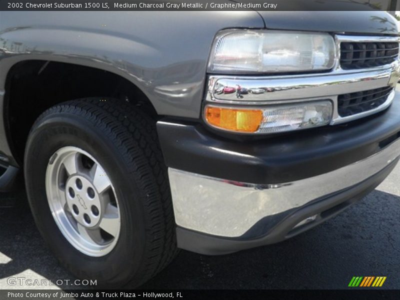 Medium Charcoal Gray Metallic / Graphite/Medium Gray 2002 Chevrolet Suburban 1500 LS