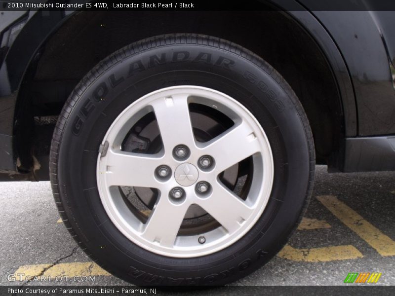 Labrador Black Pearl / Black 2010 Mitsubishi Outlander ES 4WD