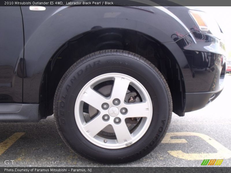 Labrador Black Pearl / Black 2010 Mitsubishi Outlander ES 4WD