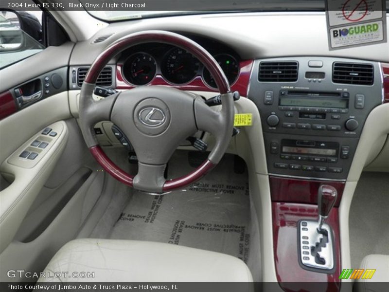 Black Onyx / Light Charcoal 2004 Lexus ES 330