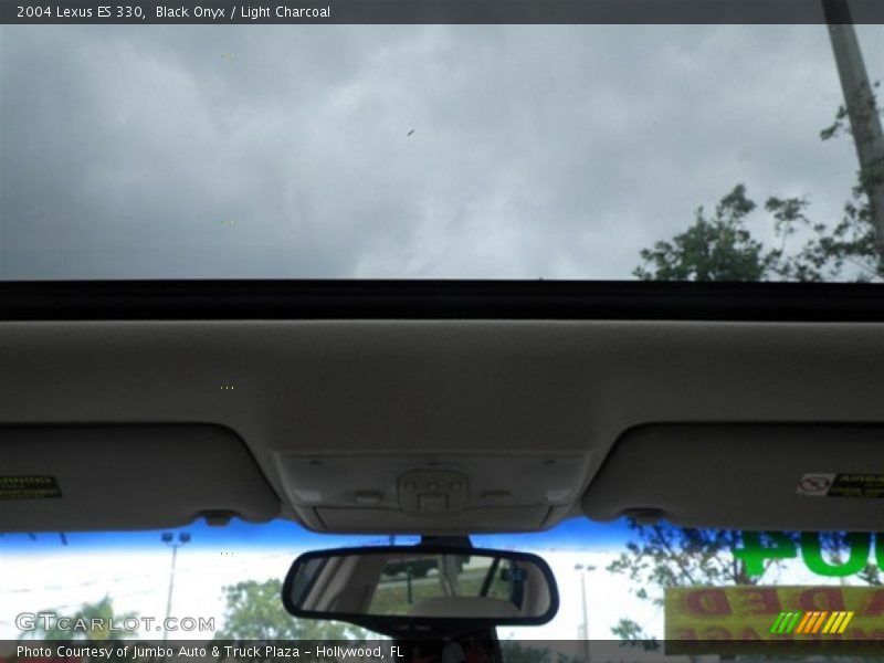 Black Onyx / Light Charcoal 2004 Lexus ES 330