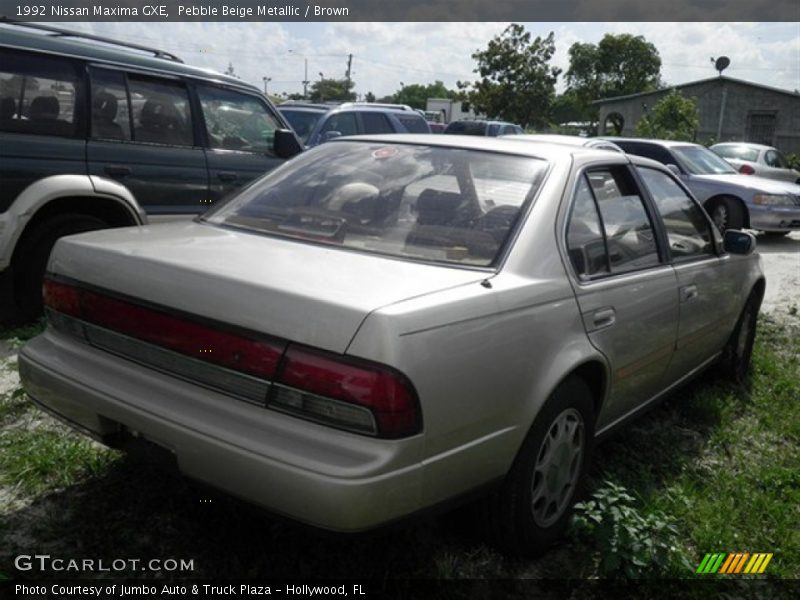 Pebble Beige Metallic / Brown 1992 Nissan Maxima GXE