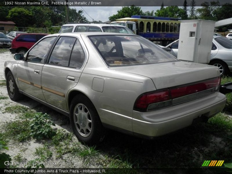 Pebble Beige Metallic / Brown 1992 Nissan Maxima GXE
