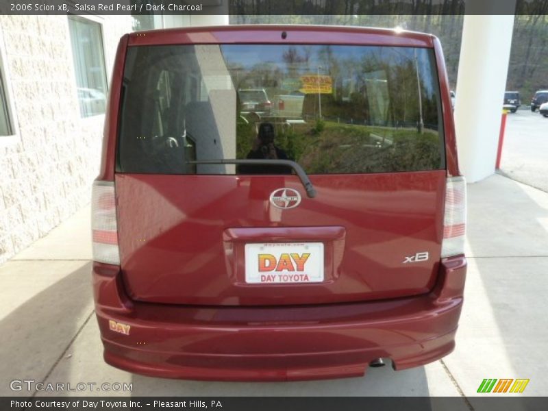 Salsa Red Pearl / Dark Charcoal 2006 Scion xB