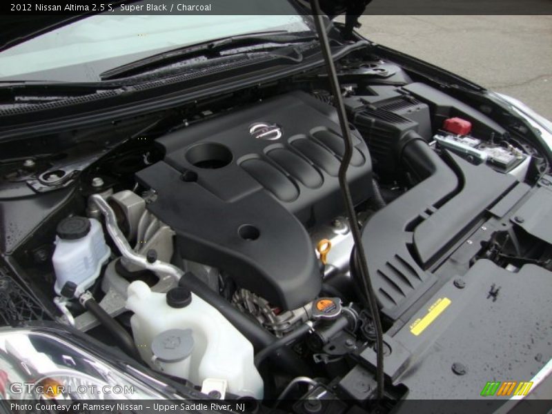 Super Black / Charcoal 2012 Nissan Altima 2.5 S