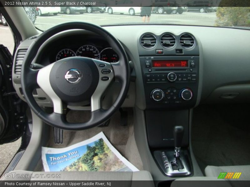 Super Black / Charcoal 2012 Nissan Altima 2.5 S