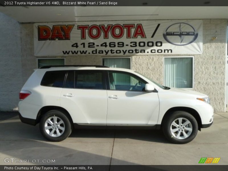Blizzard White Pearl / Sand Beige 2012 Toyota Highlander V6 4WD