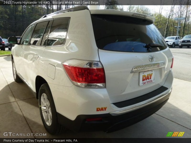 Blizzard White Pearl / Sand Beige 2012 Toyota Highlander V6 4WD