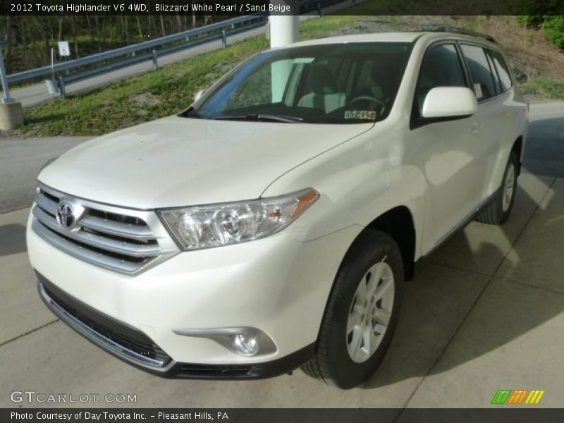 Blizzard White Pearl / Sand Beige 2012 Toyota Highlander V6 4WD