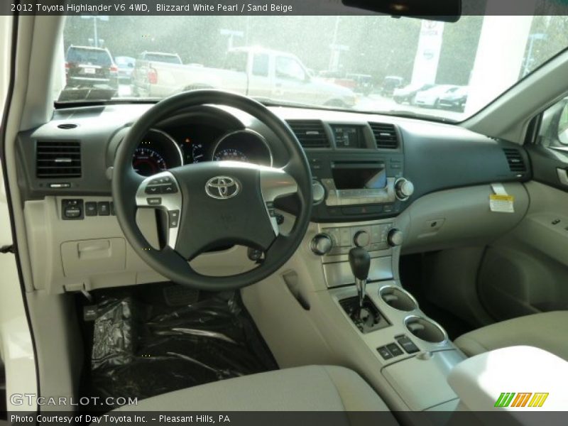 Blizzard White Pearl / Sand Beige 2012 Toyota Highlander V6 4WD