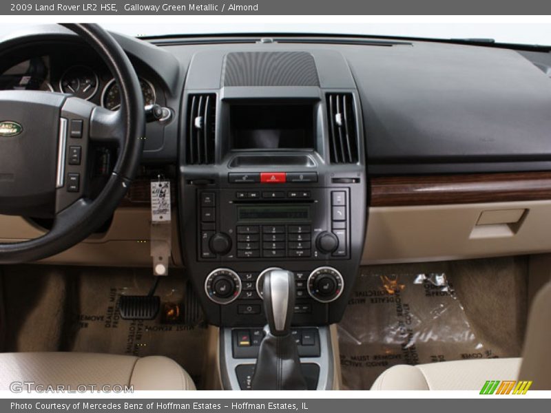 Galloway Green Metallic / Almond 2009 Land Rover LR2 HSE