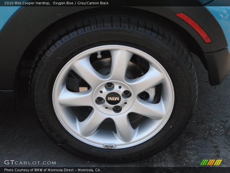 Oxygen Blue / Grey/Carbon Black 2010 Mini Cooper Hardtop