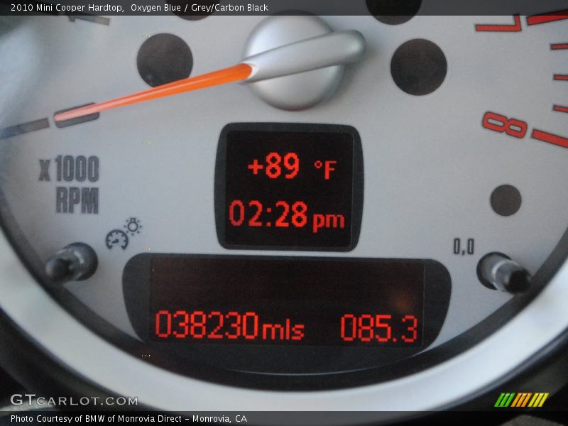 Oxygen Blue / Grey/Carbon Black 2010 Mini Cooper Hardtop