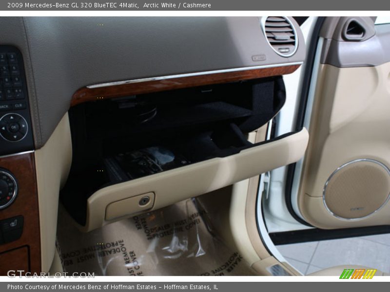 Arctic White / Cashmere 2009 Mercedes-Benz GL 320 BlueTEC 4Matic
