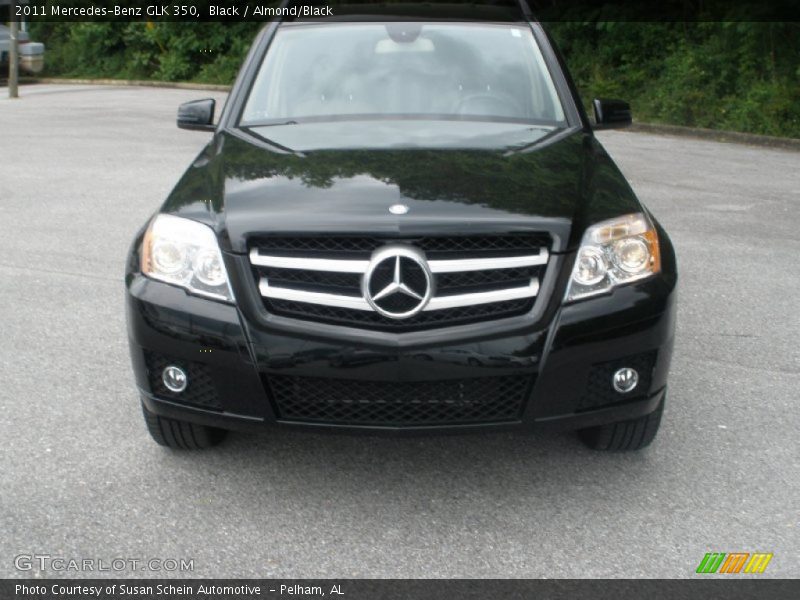 Black / Almond/Black 2011 Mercedes-Benz GLK 350
