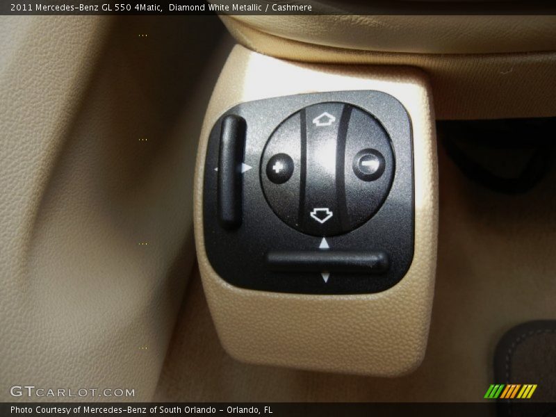 Diamond White Metallic / Cashmere 2011 Mercedes-Benz GL 550 4Matic