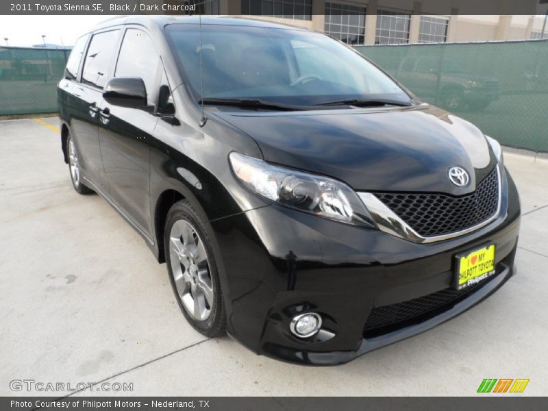 Black / Dark Charcoal 2011 Toyota Sienna SE