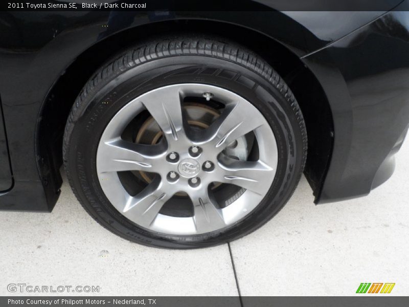 Black / Dark Charcoal 2011 Toyota Sienna SE