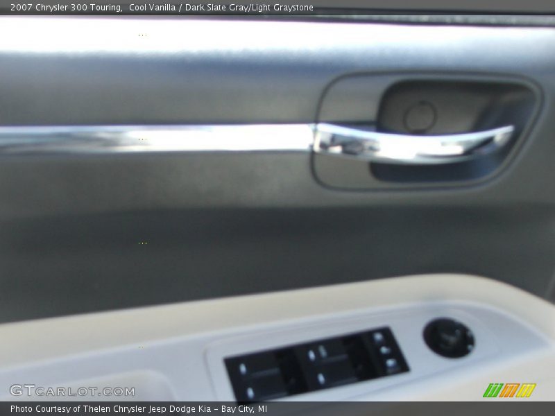 Cool Vanilla / Dark Slate Gray/Light Graystone 2007 Chrysler 300 Touring
