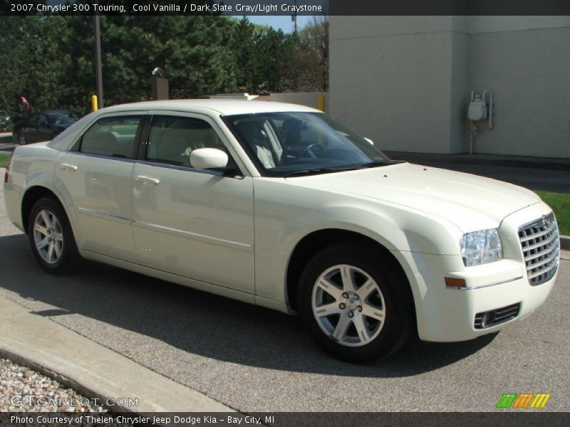 Cool Vanilla / Dark Slate Gray/Light Graystone 2007 Chrysler 300 Touring