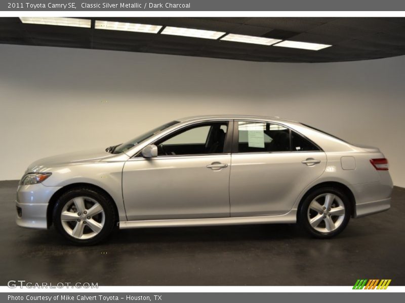 Classic Silver Metallic / Dark Charcoal 2011 Toyota Camry SE