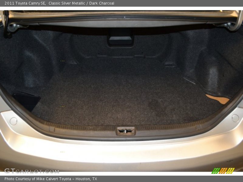 Classic Silver Metallic / Dark Charcoal 2011 Toyota Camry SE