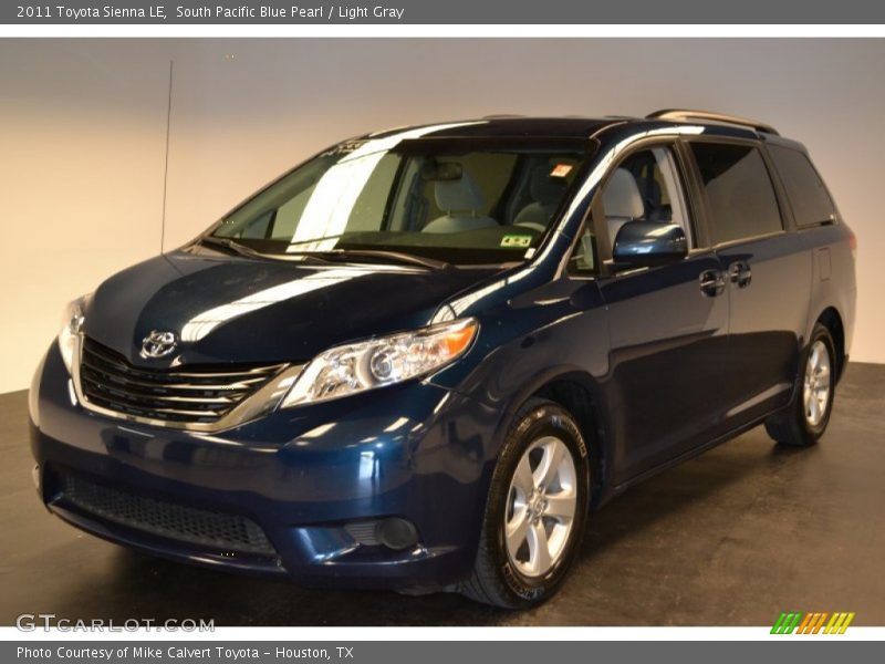 South Pacific Blue Pearl / Light Gray 2011 Toyota Sienna LE