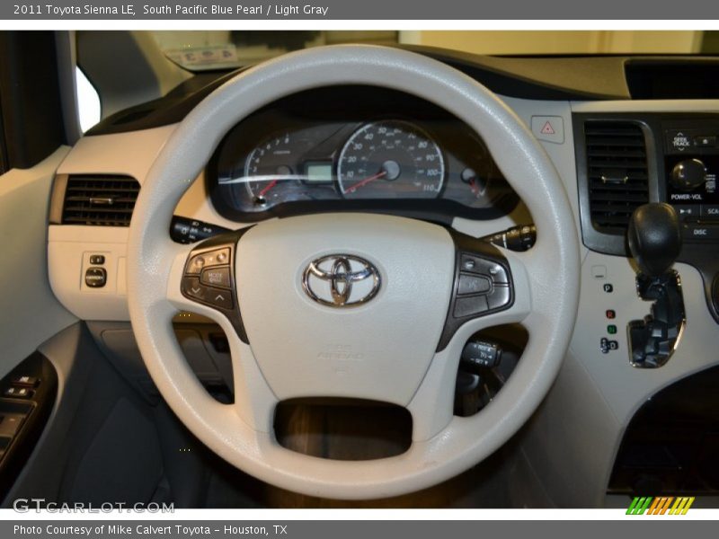 South Pacific Blue Pearl / Light Gray 2011 Toyota Sienna LE