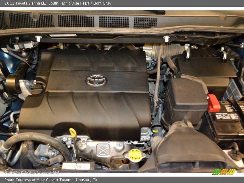 South Pacific Blue Pearl / Light Gray 2011 Toyota Sienna LE