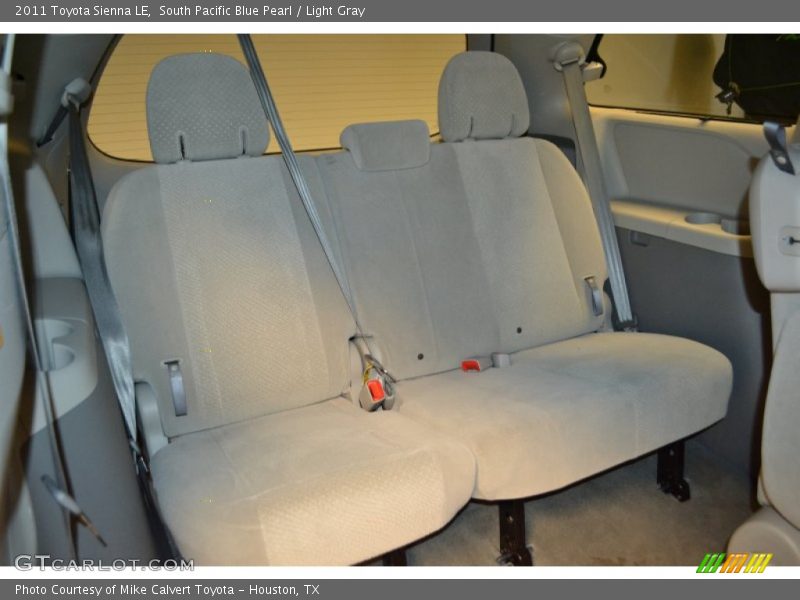 South Pacific Blue Pearl / Light Gray 2011 Toyota Sienna LE