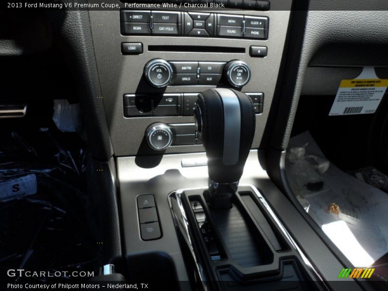 Performance White / Charcoal Black 2013 Ford Mustang V6 Premium Coupe