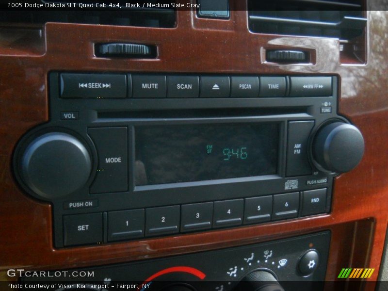 Black / Medium Slate Gray 2005 Dodge Dakota SLT Quad Cab 4x4