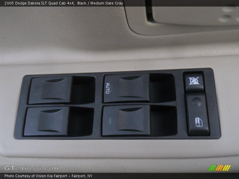 Black / Medium Slate Gray 2005 Dodge Dakota SLT Quad Cab 4x4