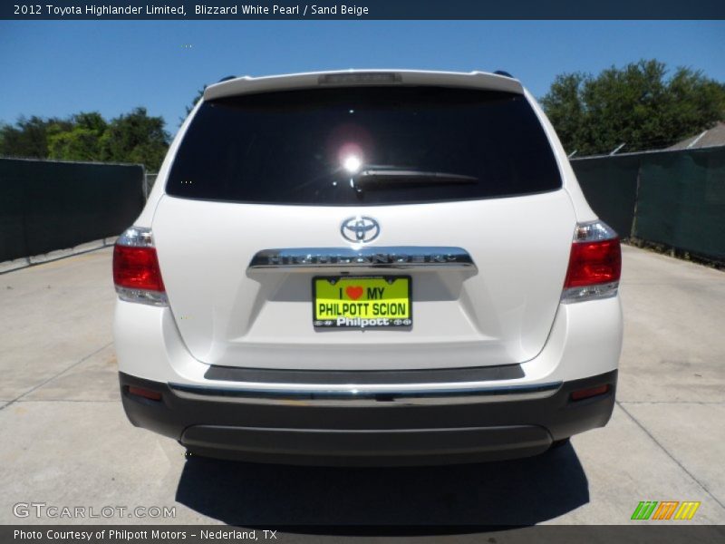 Blizzard White Pearl / Sand Beige 2012 Toyota Highlander Limited