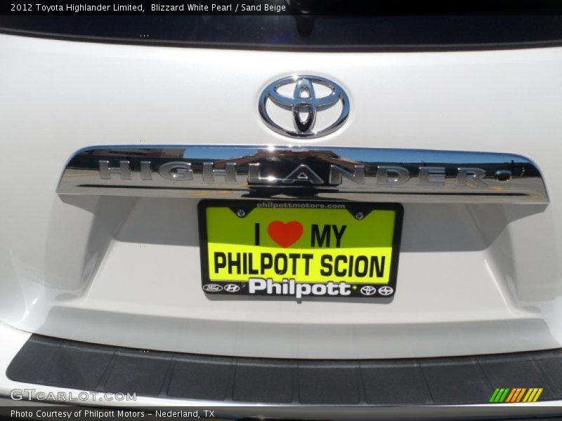 Blizzard White Pearl / Sand Beige 2012 Toyota Highlander Limited