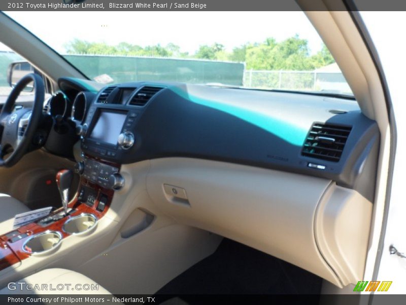 Blizzard White Pearl / Sand Beige 2012 Toyota Highlander Limited