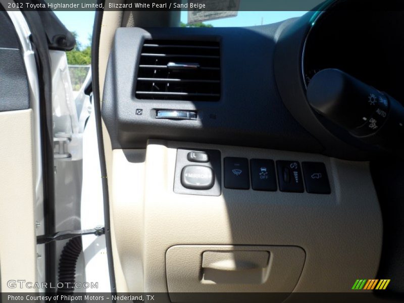 Blizzard White Pearl / Sand Beige 2012 Toyota Highlander Limited