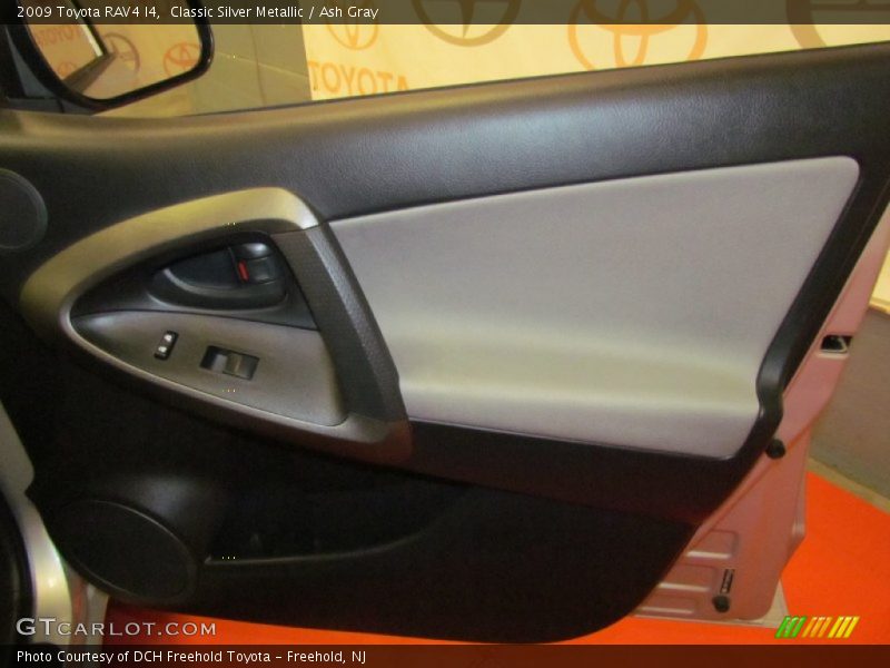 Classic Silver Metallic / Ash Gray 2009 Toyota RAV4 I4