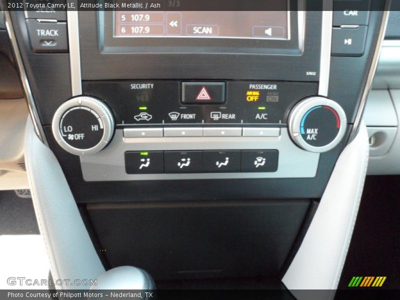Attitude Black Metallic / Ash 2012 Toyota Camry LE