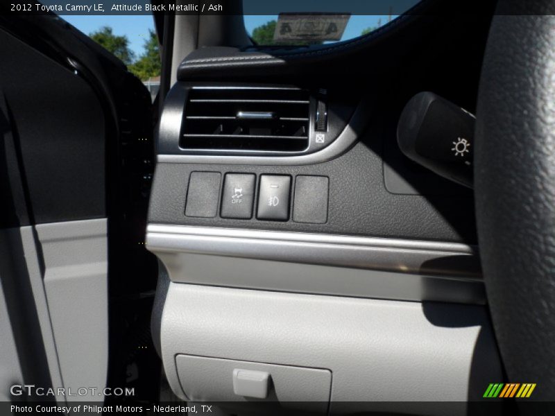 Attitude Black Metallic / Ash 2012 Toyota Camry LE