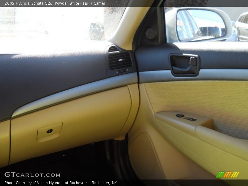 Powder White Pearl / Camel 2009 Hyundai Sonata GLS