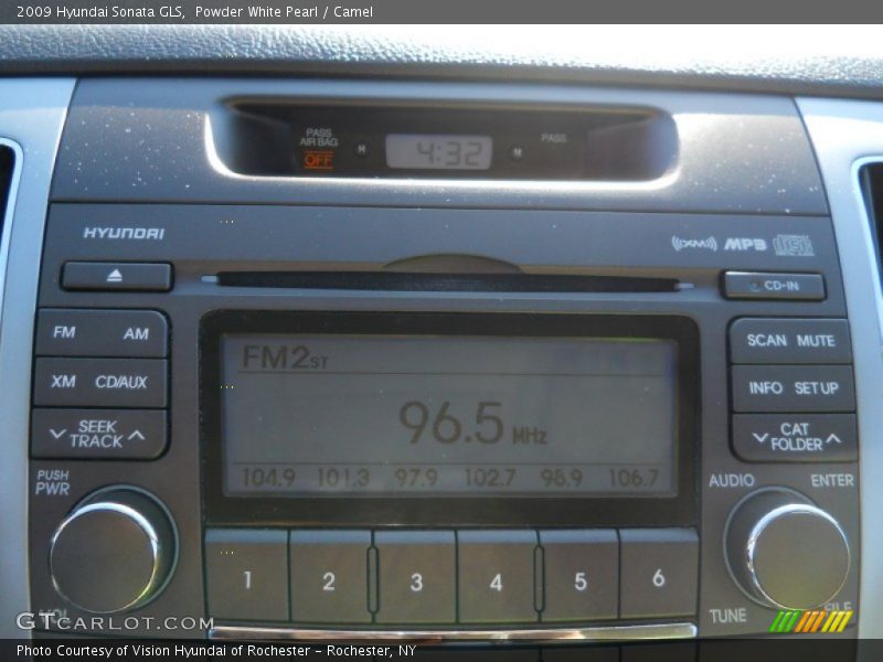 Powder White Pearl / Camel 2009 Hyundai Sonata GLS