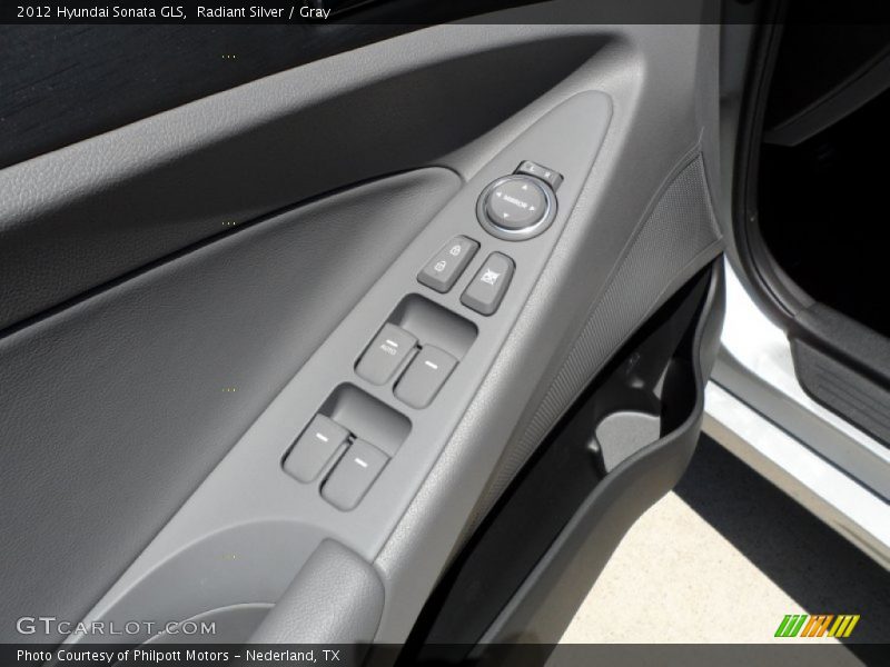 Radiant Silver / Gray 2012 Hyundai Sonata GLS