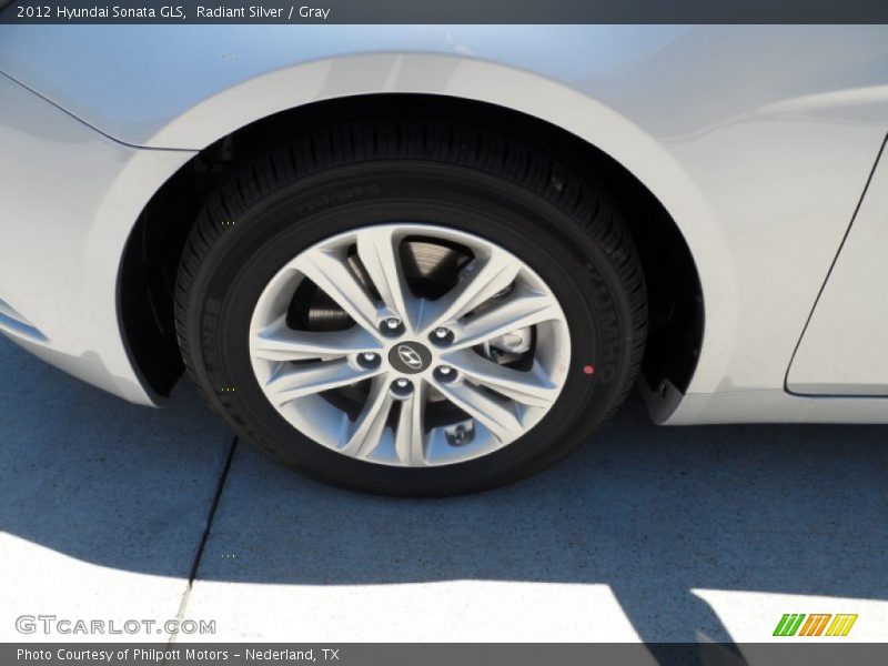 Radiant Silver / Gray 2012 Hyundai Sonata GLS