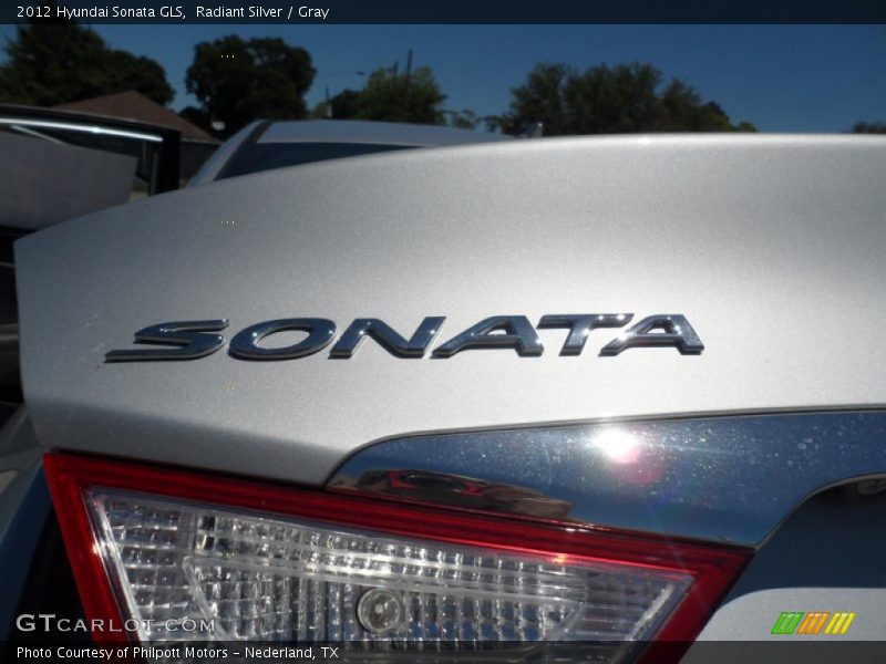 Radiant Silver / Gray 2012 Hyundai Sonata GLS
