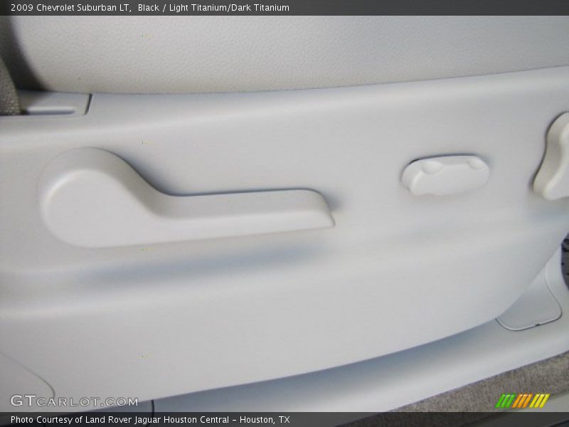 Black / Light Titanium/Dark Titanium 2009 Chevrolet Suburban LT