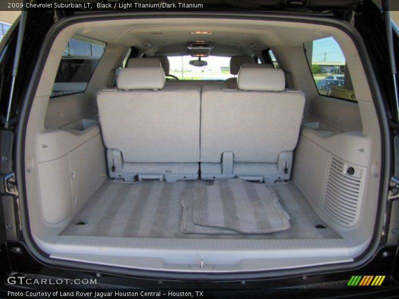 Black / Light Titanium/Dark Titanium 2009 Chevrolet Suburban LT